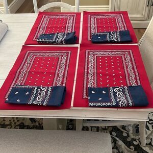 NWT Bandana Placemats w/Napkins